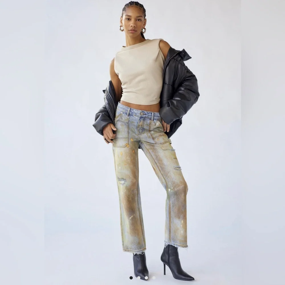 BDG mid rise distressed cowboy jean - dyed distressed - Picture 3 of 4